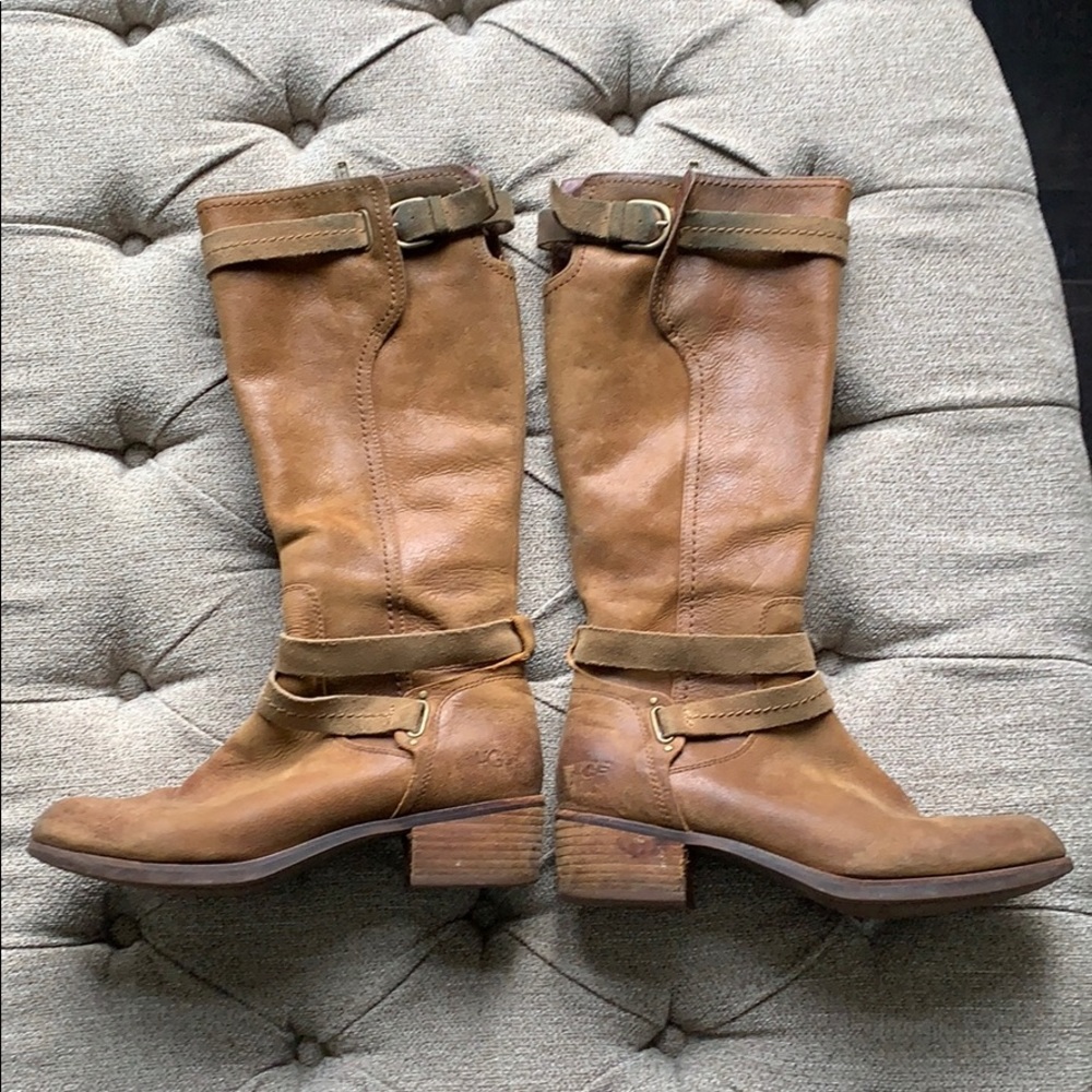 Beautiful leather ugg riding boots